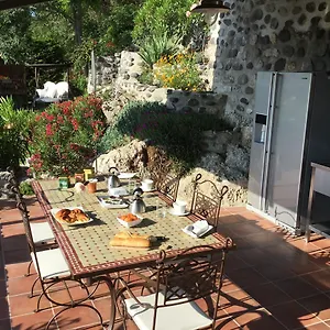  Maison d'hôtes Le Pressoir De Pépé Emilien